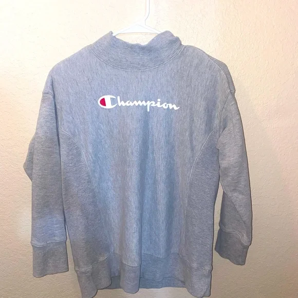 Champion Sweater - Picture 3 of 5